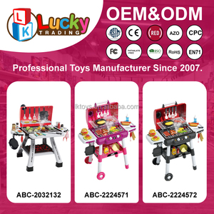 Jouets de <span class=keywords><strong>cuisine</strong></span> en plastique pour enfants Lucky Toys, barbecue électrique d'extérieur avec pulvérisateur, ustensiles de cuisson et ensemble de découpe amusant - Product Image 5