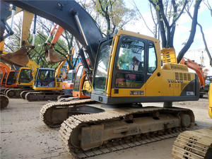 Excavadora de cadenas VOLVO EC210BLC de segunda mano, 5 toneladas, modelo 2016, marca Komatsu, bomba hidráulica Kyb, motor incluido. - Product Image 5