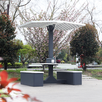 Table de travail intelligente d'extérieur avec panneaux solaires, bancs et port de charge USB Type C pour place publique, jardin, patio