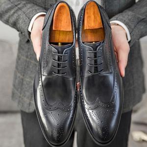รองเท้าหนังหัวแหลมสำหรับผู้ชายสไตล์อังกฤษคุณภาพสูง ดีไซน์หรูหราทันสมัยปี 2025 เหมาะสำหรับใส่ทำงานและโอกาสพิเศษ - Product Image 6