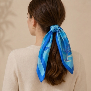 Pañuelo Cuadrado de Satén de Seda Estampado Personalizado 60x60cm con Diseño de Árbol Azul, Pañuelo para el Cuello, Diadema, Accesorio para Bolsos - Product Image 3