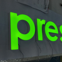 Meilleures ventes : Enseigne lumineuse LED personnalisée étanche, signalétique en acrylique sur mesure, enseigne à lettres éclairées par l'avant pour entreprises