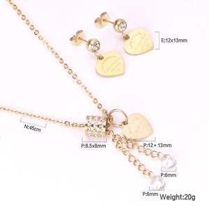 Fabricants de bijoux en gros en Chine, ensembles de bijoux en acier inoxydable plaqué or 18 carats en forme de cœur pour femme - Product Image 6
