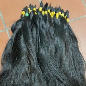 Extensiones de Cabello Humano Virgen sin Procesar de Vietnam, Suministro Directo de Fábrica, Cabello Crudo de Primera Calidad con Cutícula Completa y Puntas Gruesas - Product Image 1