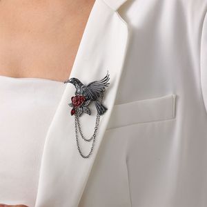 Schmuck: Dunkler Adler, blutbefleckte Rose, diamantbesetzte Brosche, süß und cool im Gothic-Stil - Product Image 2