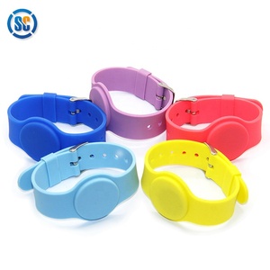 Tùy chỉnh chất lượng cao không thấm nước NFC Silicone Vòng đeo tay NFC 213/215/216 RFID Vòng đeo tay RFID Đồng hồ thông minh cho phòng tập thể dục truy cập conrtol - Product Image 6