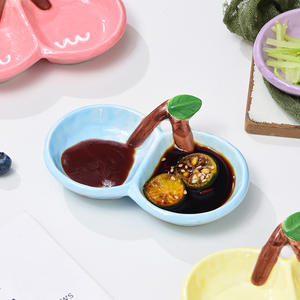 Ins coréen mignon plat à sauce en céramique pomme poire en forme de vinaigre plat marmite chaude sous glaçure couleur plat d'assaisonnement <span class=keywords><strong>pincé</strong></span> à la main - Product Image 4