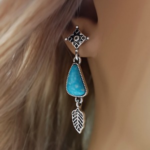 Orecchini Pendenti Vintage con Foglia e Piuma in Turchese, Stile Bohémien, Gioielli Etnici alla Moda per Donne - Product Image 1