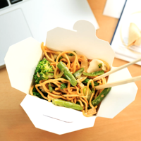 Boîte à nouilles jetable en papier kraft, compatible micro-ondes, emballage alimentaire biodégradable pour nouilles chinoises, plats de pâtes, usage en camping