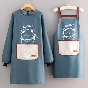 Lucky <b>Bear</b> Pattern Waterproof Apron Long Sleeve Cooking Apron For Couple Daily Use - Product Image 2