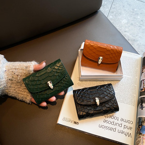 Portefeuille compact en cuir véritable à motif serpent de luxe, avec plusieurs emplacements pour cartes, mini porte-cartes de crédit pour femmes, vente en gros - Product Image 2