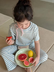 Conjunto de Dos Piezas para <span class=keywords><strong>Niñas</strong></span>, Estilo Coreano, Informal, para el Hogar, <span class=keywords><strong>Pantalones</strong></span> Acampanados, Pijamas Modernos para Niños, Primavera/Verano - Product Image 4