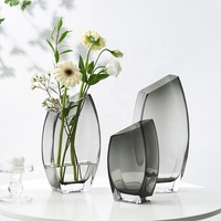 Vase en verre européen épais incliné couleur fumée décoration de la maison pour Arrangement de fleurs