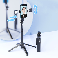 Trépied sans fil P135 pour téléphone et tablette avec lumière et microphone, perche à selfie longue avec télécommande et anneau lumineux