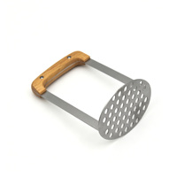 Keukenhulp voor aardappelpuree, babyvoeding, pompoen- en bananenpuree, aardappelstamper van roestvrij staal met houten handvat