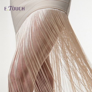 Maxi vestido de punto de algodón transpirable-dobladillo asimétrico con flecos - Product Image 3