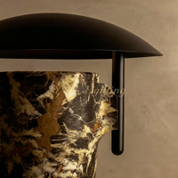 Lampe de table moderne de luxe en marbre noir, abat-jour en fer mat en forme de champignon pour la décoration intérieure de villas et d'hôtels