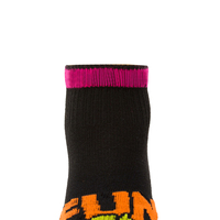 Jinhe Ant-islip Trampoline Jump Grip Chaussettes Vente en gros Coton Polyester Football Chaussette Enfants Adultes