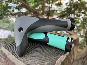 Ensemble de poignées de vélo en silicone antidérapant et antichoc Poignées de klaxon moulées intégrées Guidon de 22.2mm Guidon de vélo en titane 800mm - Product Image 5