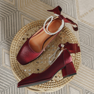 <span class=keywords><strong>Zapatos</strong></span> de <span class=keywords><strong>Tacón</strong></span> Alto con Punta Cuadrada y <span class=keywords><strong>Tacón</strong></span> Grueso para Mujer, <span class=keywords><strong>Zapatos</strong></span> Mary Jane <span class=keywords><strong>Rojos</strong></span> para Boda, <span class=keywords><strong>Zapatos</strong></span> de <span class=keywords><strong>Tacón</strong></span> <span class=keywords><strong>Medio</strong></span> con Perlas de Alta Gama - Product Image 5