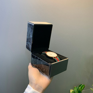 High-End Luxury Velvet Single Flap Display Packaging Square Jewelry Gift <b>Box</b> Low Price Jewelry <b>Box</b> - Product Image 5