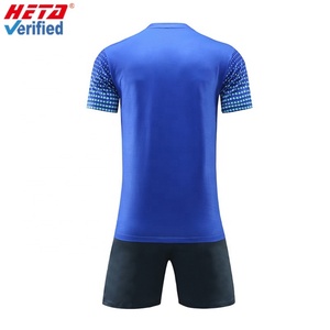 Conjunto de Uniforme Deportivo Sublimado de Diseño Personalizado de Secado Rápido de Alta Calidad de un Fabricante con 13 Años de Experiencia - Product Image 4