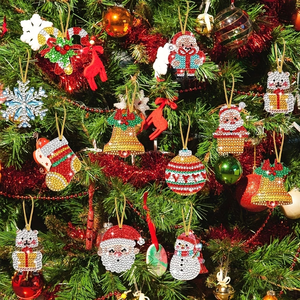 OCHOICE Kit de Peinture Diamant DIY Père Noël Bonhomme de Neige Porte-clés Personnalisé Art Diamant 5D Cadeau de Noël Artisanat <span class=keywords><strong>pour</strong></span> Enfants et Adultes - Product Image 2