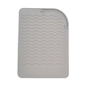 Non-Slip <b>Silicone</b> Insulation <b>Pad</b> - Heat Resistant Kitchen Mat, Durable Divider for Hot Utensils & Cookware, Protects Countertops - Product Image 4
