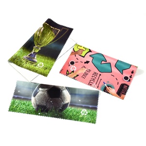 Paño de Limpieza para Gafas de Microfibra Reciclada Bestclean, Impresión Digital de Fútbol, Logotipo Impreso, Tamaño y Material Personalizables, Proveedor de Fábrica - Product Image 2