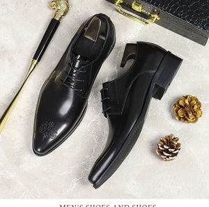 รองเท้าผู้ชายสไตล์อิตาลีแบบ Brogues Oxford Derby  หนังแท้ ระบายอากาศได้ดี กันน้ำ เหมาะสำหรับฤดูใบไม้ร่วง/ฤดูหนาว สไตล์ทางการสำหรับธุรกิจ สีพื้น - Product Image 1