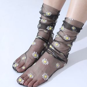 Delle Donne di modo Del Ciglio Trasparente Nastro di Pizzo Floreale della Maglia A Rete Calze Calze - Product Image 4