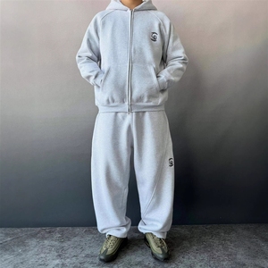 Conjunto Deportivo Holgado para Hombre, 500 GSM, 100% Algodón, Corte Recto, Pantalón Corto con Cremallera, Ropa Deportiva al por Mayor - Product Image 1