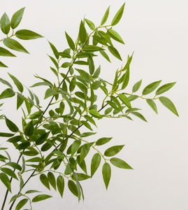 Composition florale de table pour mariage, feuilles artificielles de Ruscus italien, branche de bambou, haute qualité - Product Image 4