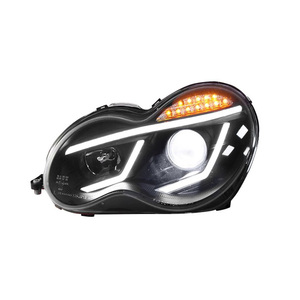 Faros Delanteros para <span class=keywords><strong>Mercedes</strong></span> <span class=keywords><strong>Benz</strong></span> Clase C W203 2000 <span class=keywords><strong>2007</strong></span>, Actualización de Halógeno a LED, Faros Delanteros <span class=keywords><strong>C200</strong></span>, Accesorios para Automóviles - Product Image 1