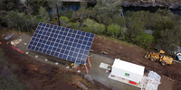 Conteneur de stockage d'énergie solaire hybride BESS 1MWh 2MW 3MW 5MW avec onduleur PCS intégré