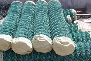 Green Chain Link Wire <b>Mesh</b> Fence Galvanized Steel Diamond <b>Mesh</b> for Yard Farm Garden Boundary Protection - Product Image 3