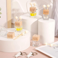 Diffuseur de parfum en verre simple et mignon de 8 ml, petit diffuseur de parfum élégant pour voiture, flacon vide avec clip de ventilation