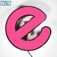 Lettres en acier inoxydable éclairées par LED pour devanture de magasin, avec couleurs personnalisables pour la décoration des entreprises