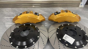 Kit pinza <span class=keywords><strong>freno</strong></span> ad alte prestazioni anteriore 6 pistoni + disco 380mm e posteriore 4 pistoni + disco 380mm per modello <span class=keywords><strong>bmw</strong></span> f Chassis F10/f15/f16 - Product Image 3