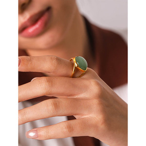 Anillo de acero inoxidable con piedra de aventurina verde natural, anillo de dedo de acero de titanio que combina con todo, no se decolora, joyería de moda. - Product Image 6