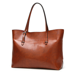 Custom Trendy Styles 2026 New Stye Women Designer Luxury Handbag Wax Pu Leather Tote <strong>Bag</strong> Wholesale - Product Image 2