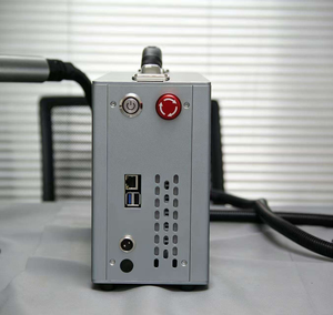 Machine de marquage laser à fibre mobile pour grandes pièces métalliques, équipements extérieurs et objets fixes - Product Image 3