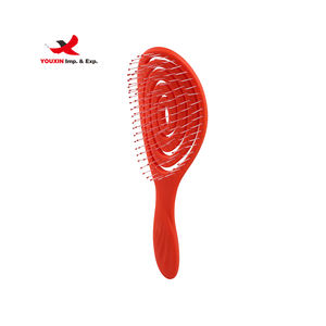 Brosse démêlante douce et imperméable infusée d'huile nourrissante pour cheveux bouclés, épais ou raides - Soins personnels - Product Image 2
