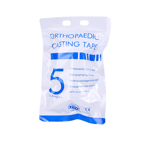 Bande de plâtre orthopédique respirante pour un confort amélioré et un maintien sûr en post-opératoire - Product Image 4
