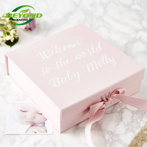 Venta al por mayor de diseño personalizado Festival de <span class=keywords><strong>Navidad</strong></span> caja magnética plegable de embalaje cesta de regalo caja de cartón con asa de cinta - Product Image 6