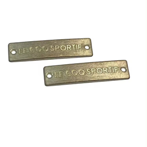 Tùy Chỉnh Kim Loại Logo Nhãn Tag Thiết Kế Thời Trang Sew-On Khắc Tên Thương Hiệu Cho Quần Áo Cho Giày Túi Hàng May Mặc - Product Image 5