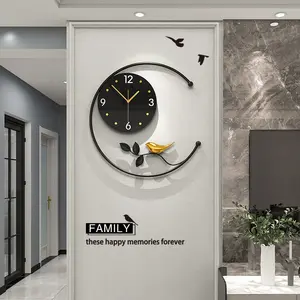कस्टम लक्जरी दीवार घड़ी के लिए आंतरिक कमरे में रहने वाले सजावट के लिए आधुनिक धातु दीवार घड़ी घर की दीवार कला सजावट