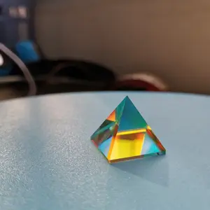 20mm de cristal óptico de pirámide de prisma del arco iris fotografía herramientas regalo de los niños