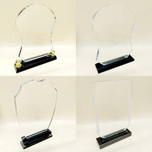 Meistverkaufte Premium-Glasmedaille mit Kristallgravur, umweltfreundlich, für Sportveranstaltungen, Philanthropie, Auszeichnungen und Handelsveranstaltungen - Product Image 3