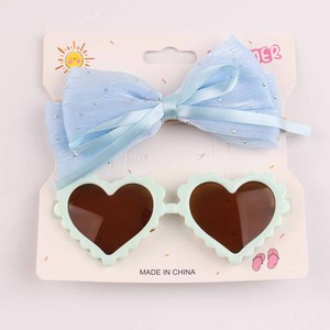 Diadema de nailon para bebé y conjunto de gafas de sol con forma de corazón, diadema con lazo brillante para bebé, accesorios para fotos de verano para niñas de 0 a 3 años - Product Image 3